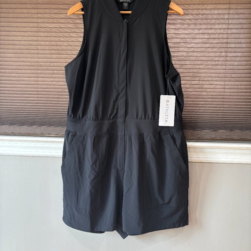 Athleta Women Brooklyn Utility Romper SZ: 16 Black